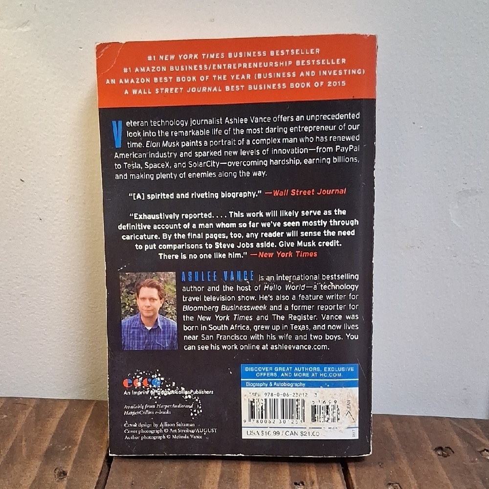 Elon Musk By Ashlee Vance - Picture 2 of 4